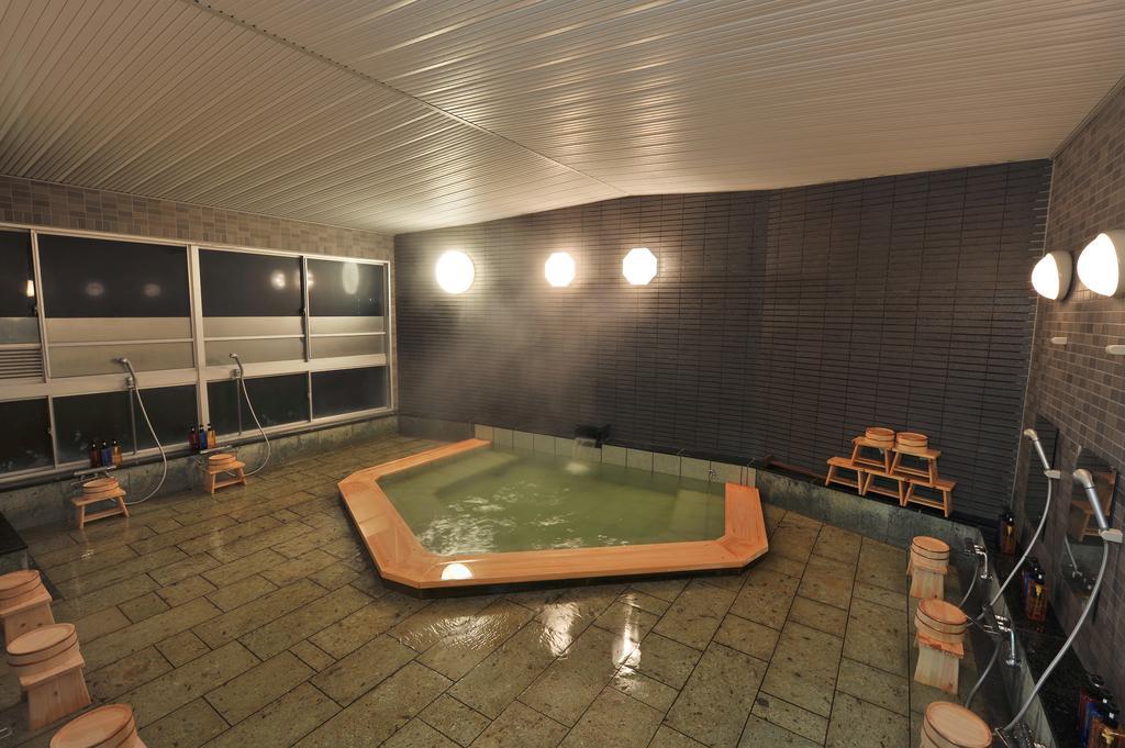 Onsen Hostel Hinoemi Атамі Екстер'єр фото