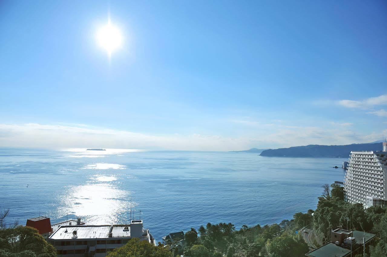 Onsen Hostel Hinoemi Атамі Екстер'єр фото