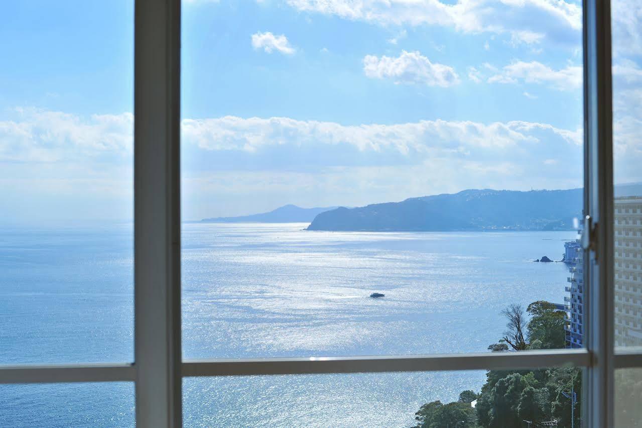 Onsen Hostel Hinoemi Атамі Екстер'єр фото