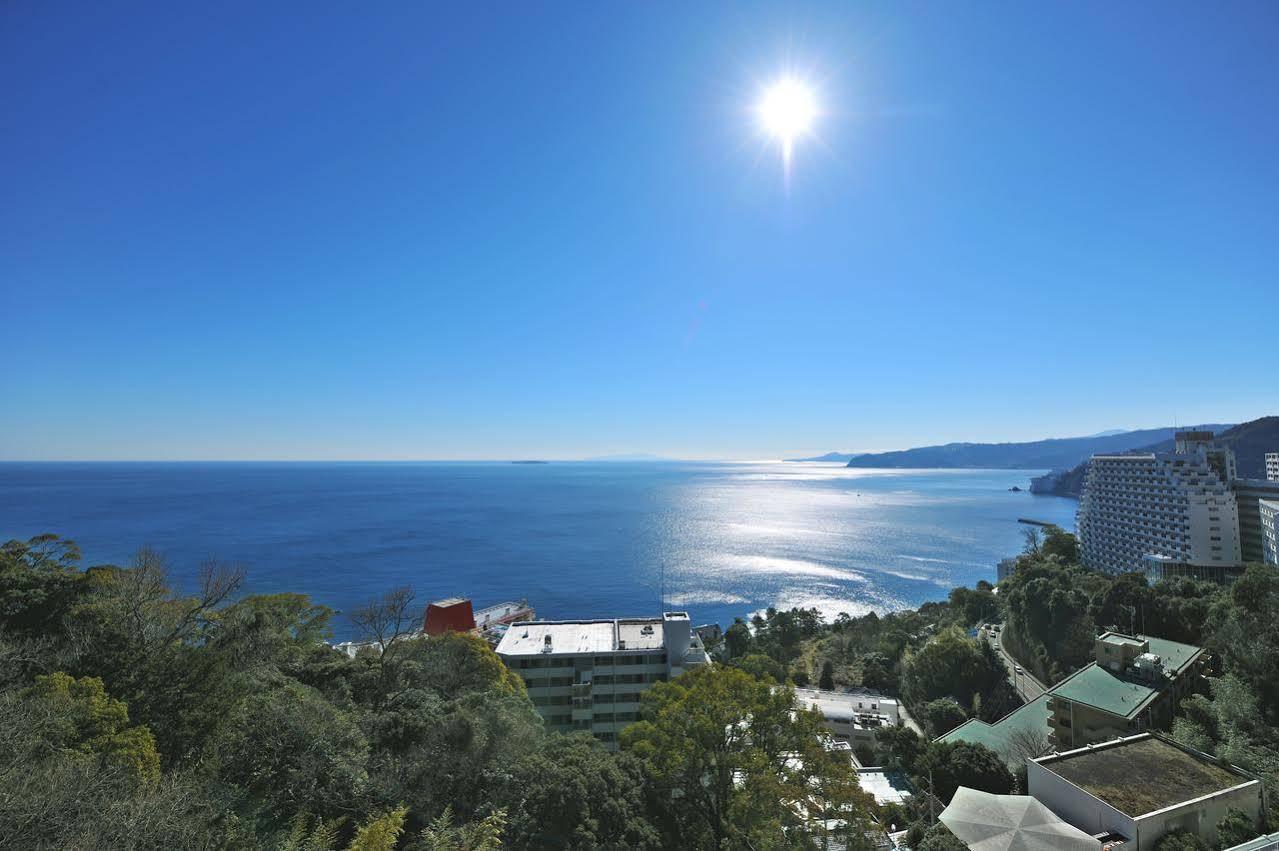 Onsen Hostel Hinoemi Атамі Екстер'єр фото